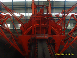 云南昆明鋼廠600T雙斗輪混勻取料機.JPG
